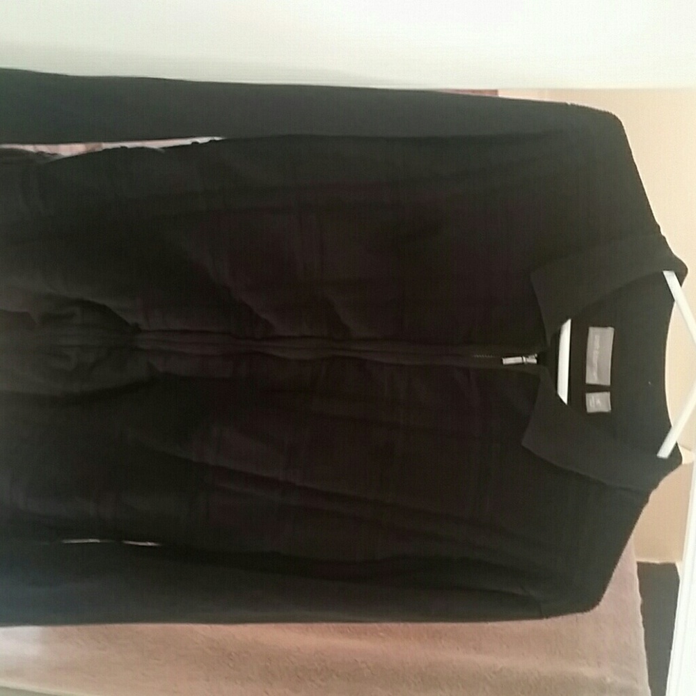 Black.zip up